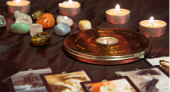Tarot et séparation : Quelles cartes du Tarot annoncent une rupture nécessaire pour votre épanouissement ?