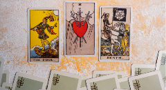 Les cartes silencieuses : celles qui semblent “refuser” de parler
